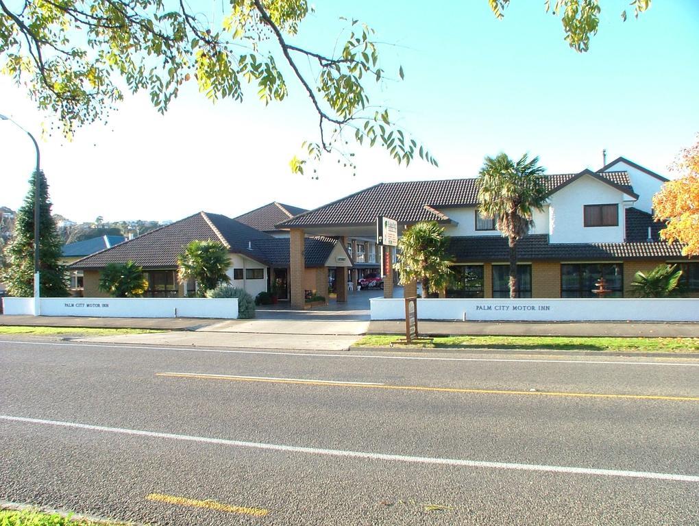 Palm Motor 4* Napier